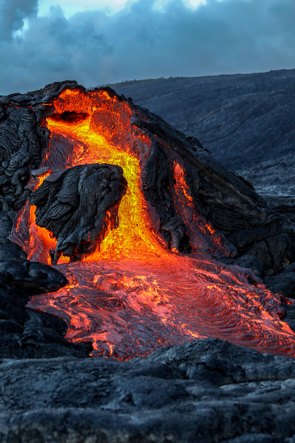 VIDEO Kilauea Volcano East Rift Zone Eruption Update