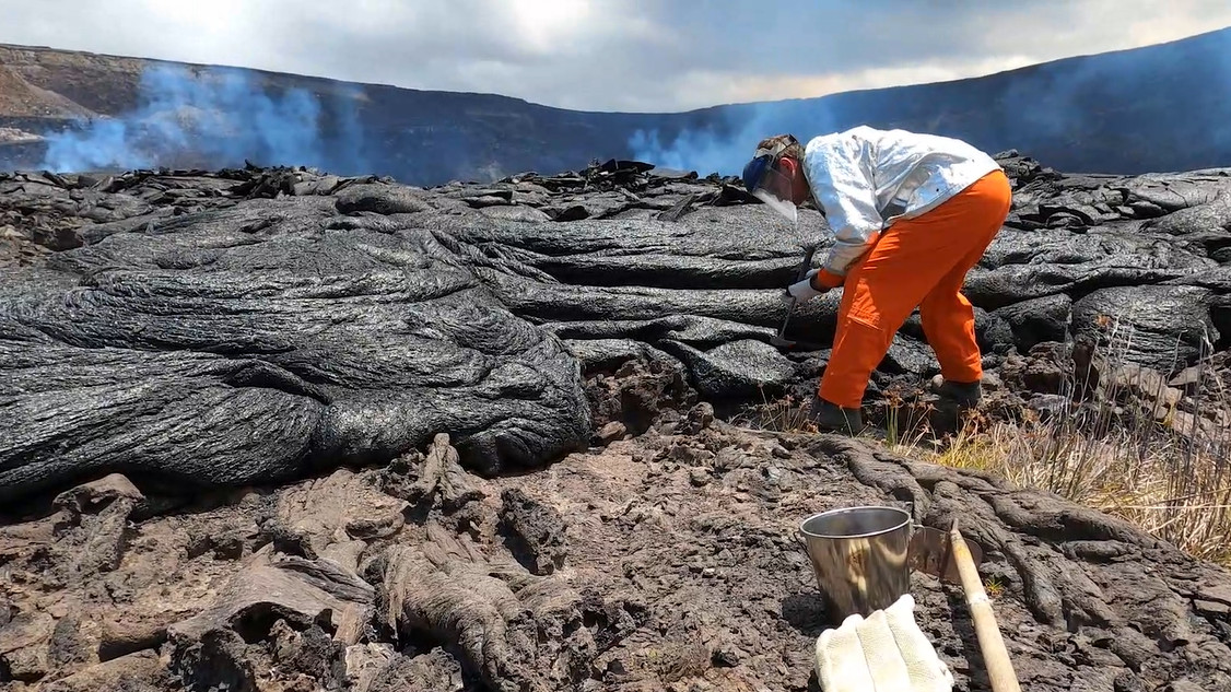 Video Lava Sampled From K Lauea Summit Eruption