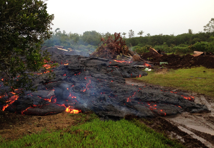 VIDEO: Morning Lava Flow Update – Wednesday, Oct. 29