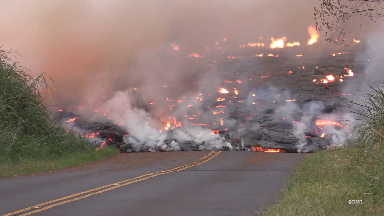 VIDEO: Fast Moving Lava Flow Forces Leilani Estates Evacuations