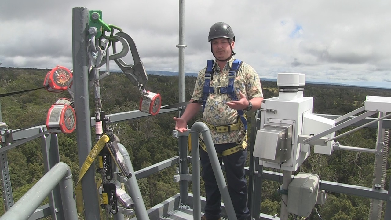 Video: Neon Data Collector Now Online, High Above Pu’u Maka’ala